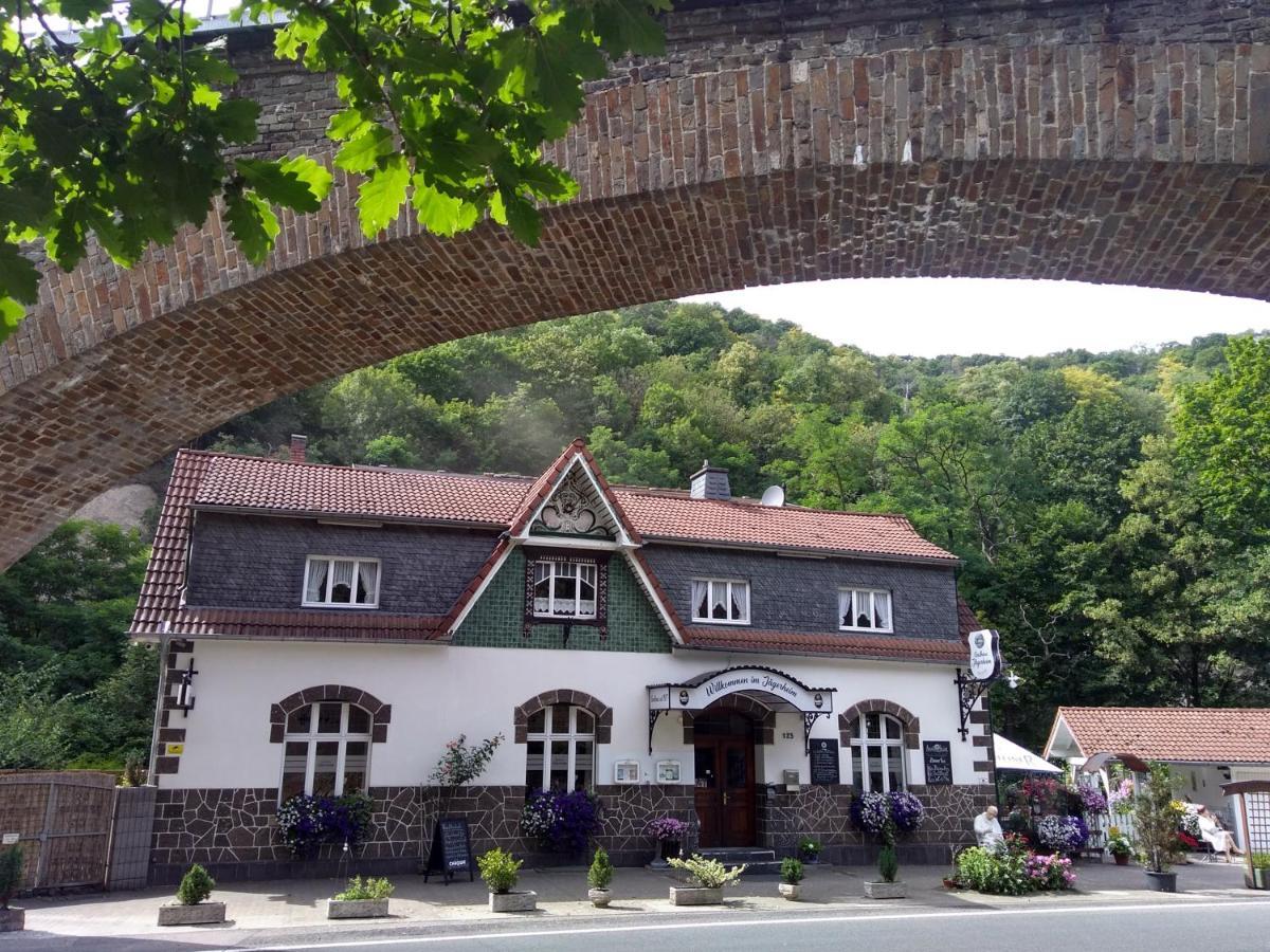 Schmoekermuehle Bed & Breakfast Andernach Exterior photo